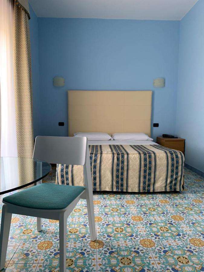 Paradiso 3* Castellammare di Stabia